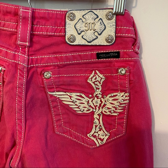 Miss Me Pants - Miss Me Capri Jeans rolled hem Hot Pink size 28